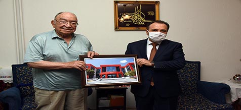 AKÜ’den Kurucu Rektör Prof. Dr. Şehabettin Yiğitbaşı’na Vefa AKÜ’den Kurucu Rektör Prof. Dr. Şehabettin Yiğitbaşı’na Vefa