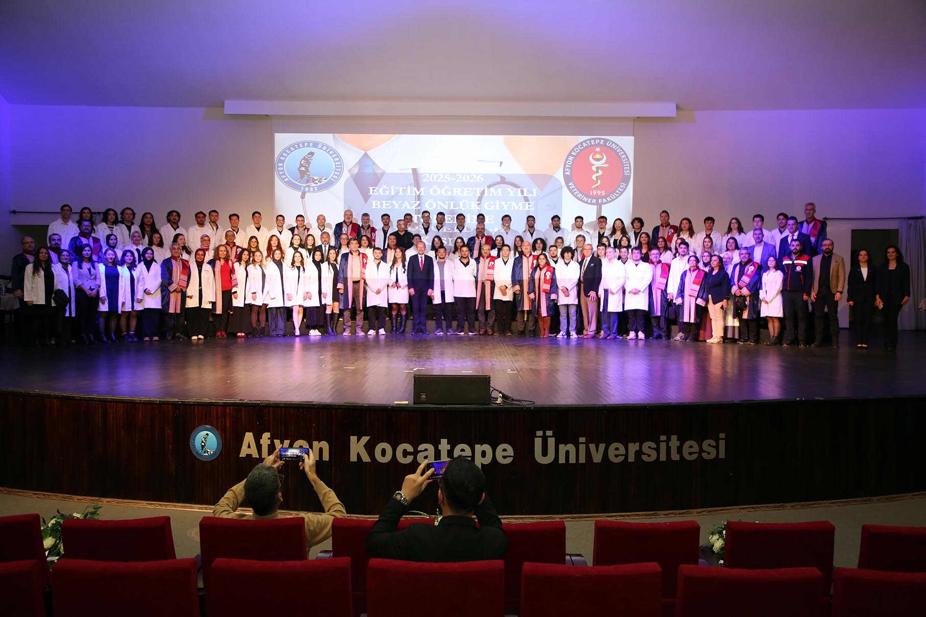 Rektör Prof. Dr. Karakaş’ın Katılımıyla Veteriner Hekim Adayları Beyaz Önlük Giydi