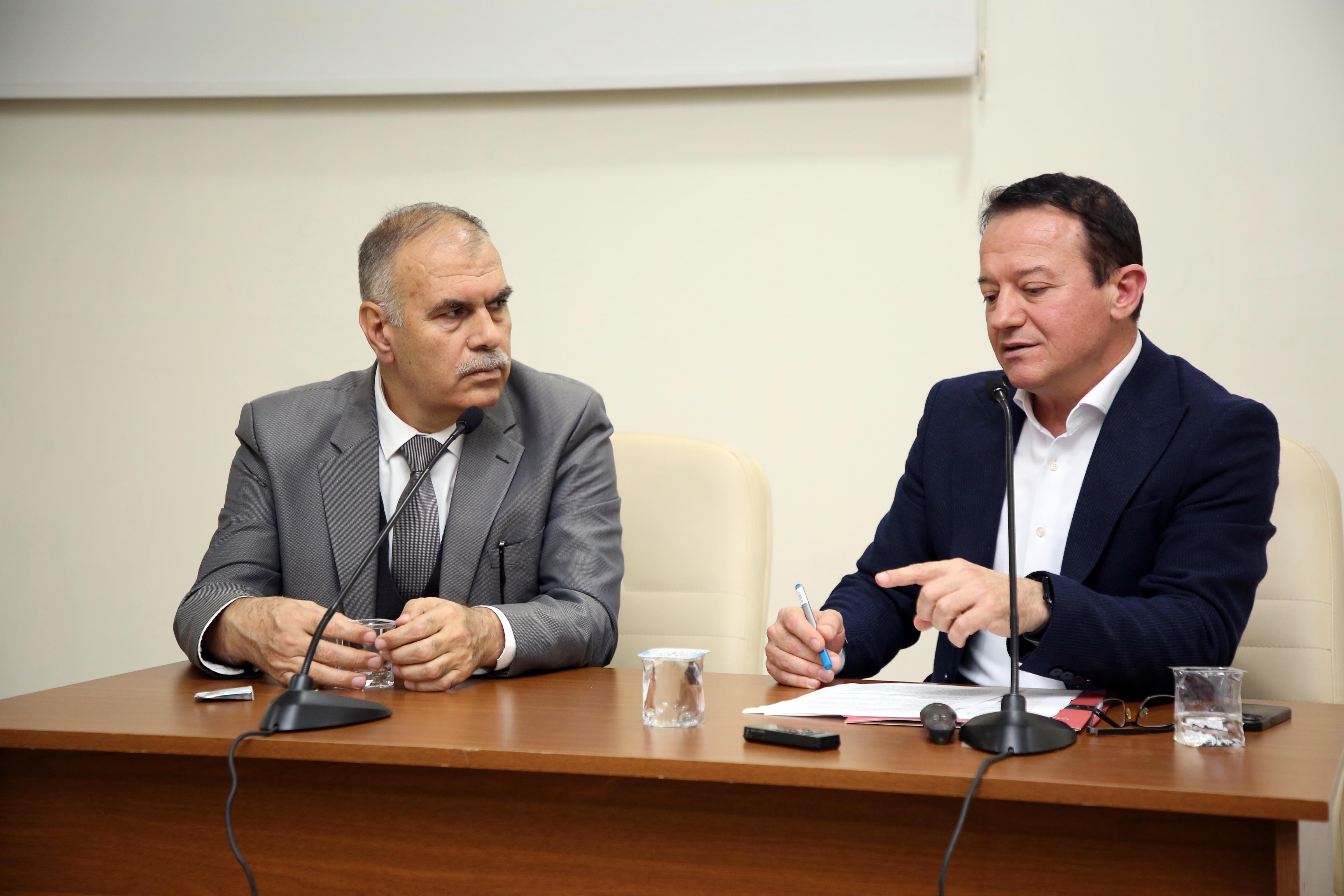 “Faylar Konuşur: Yerin Altındaki Hareketleri Nasıl Okuyoruz?” Bilim Kafe’de Ele Alındı