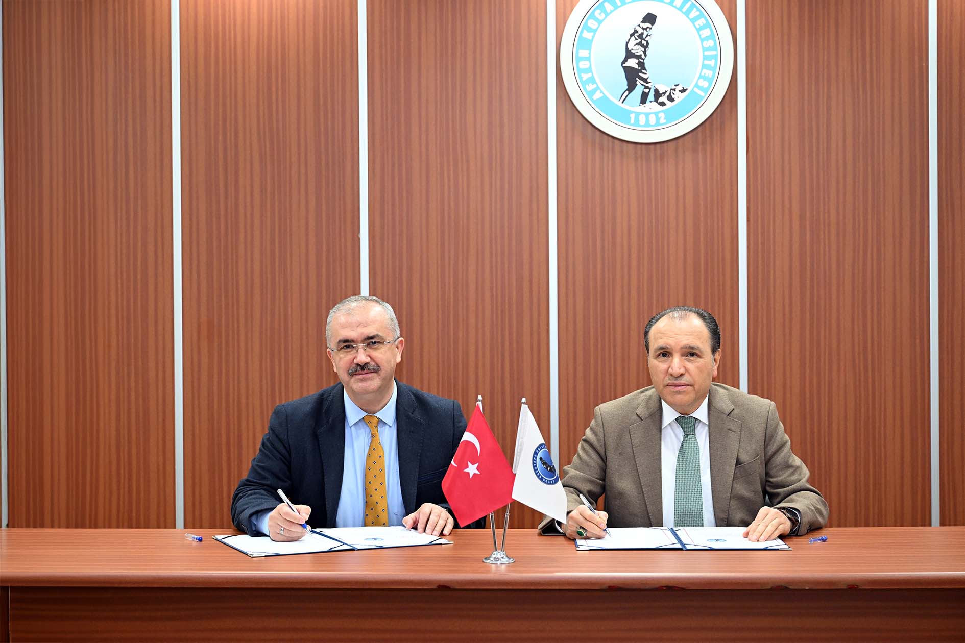 AKÜ ile Afyonkarahisar Aile ve Sosyal Hizmetler İl Müdürlüğü Arasında İş Birliği Protokolü İmzalandı